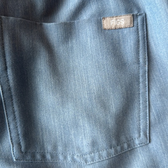 Figs Women’s Joggers - Picture 4 of 4